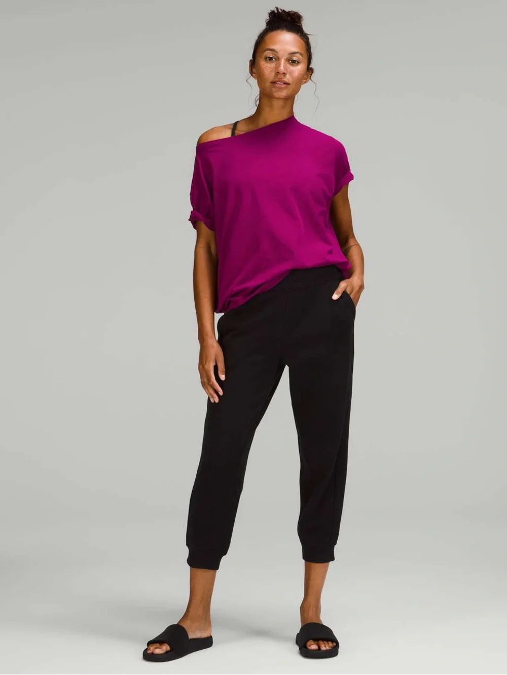 Lululemon /// Women’s Back in Action Short Sleeve Shirt - Magenta Purple - Picture 3 of 9